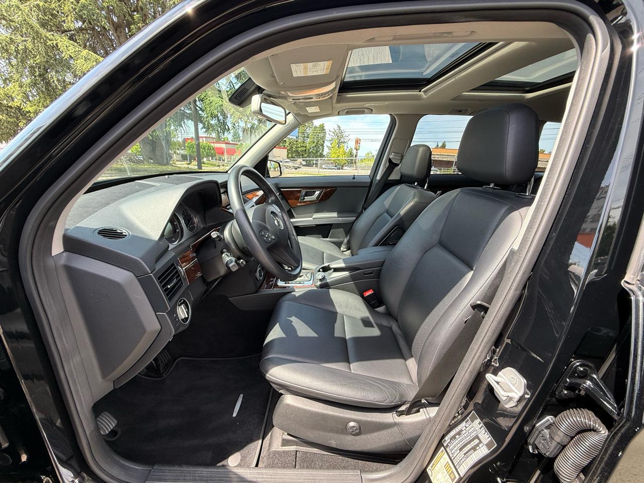 Mercedes-Benz GLK-Class GLK350 4MATIC 2012