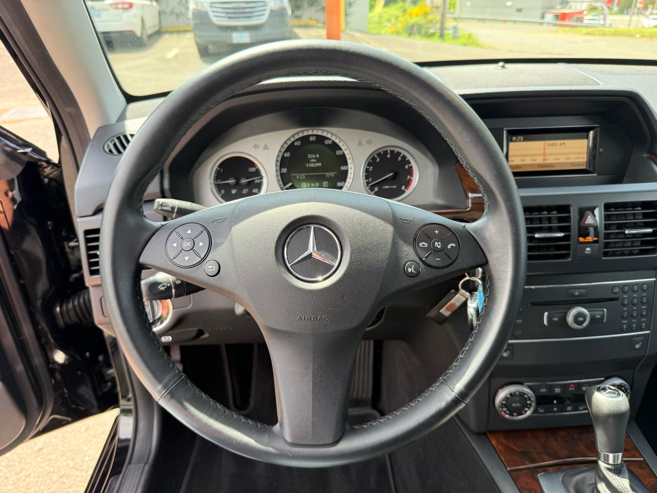 Mercedes-Benz GLK-Class GLK350 4MATIC 2012