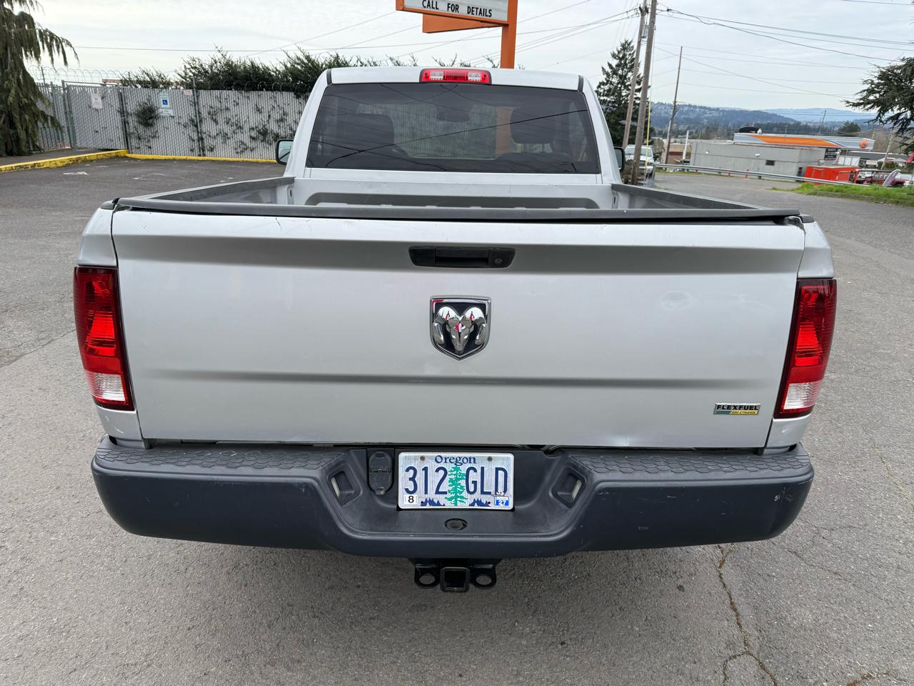 RAM 1500 2WD Reg Cab 140.5" Tradesman 2013