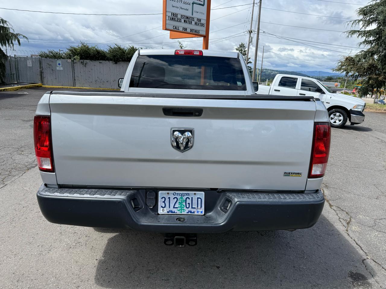 RAM 1500 2WD Reg Cab 140.5" Tradesman 2013