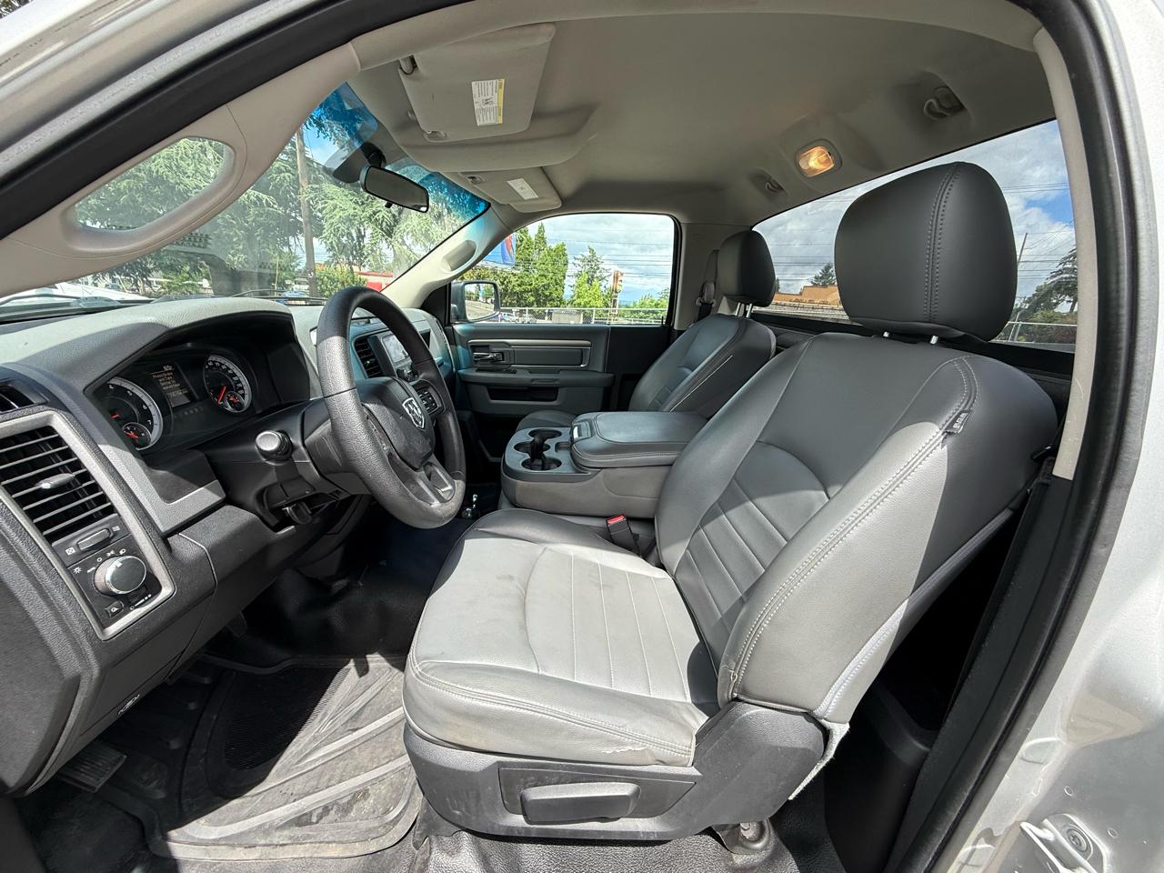 RAM 1500 2WD Reg Cab 140.5" Tradesman 2013