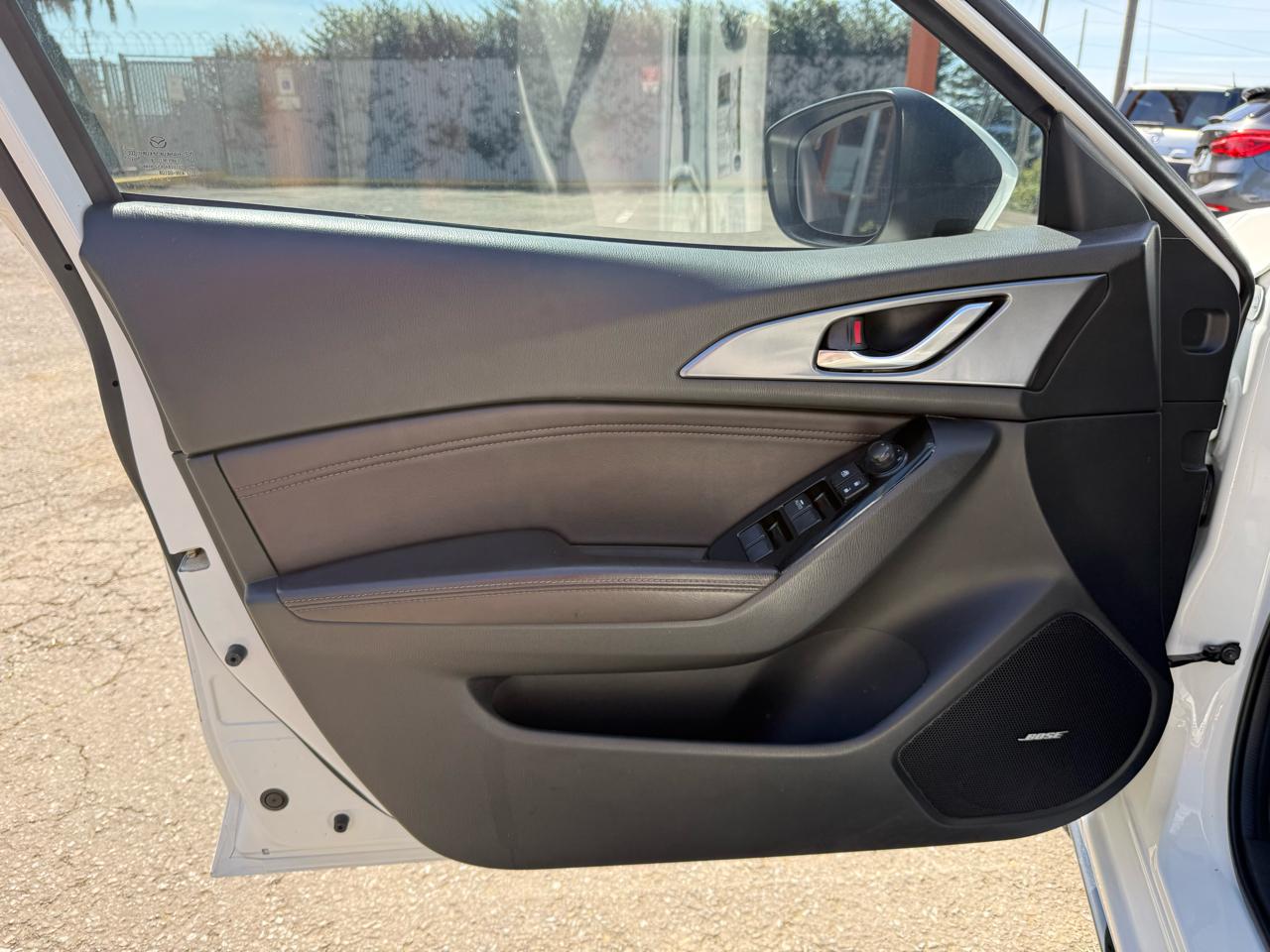 Mazda MAZDA3 s Grand Touring AT 5-Door 2017