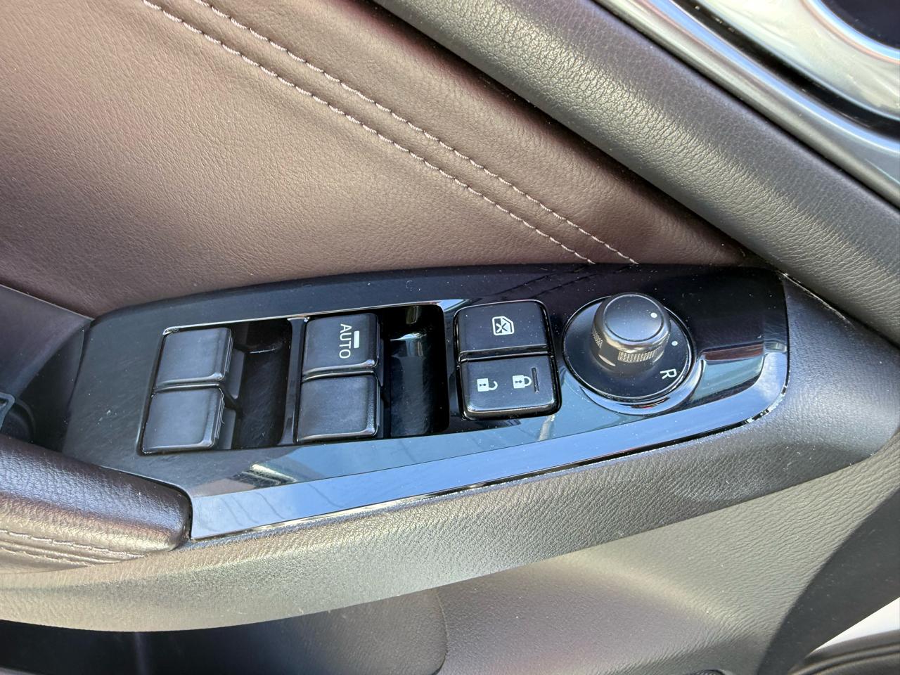 Mazda MAZDA3 s Grand Touring AT 5-Door 2017