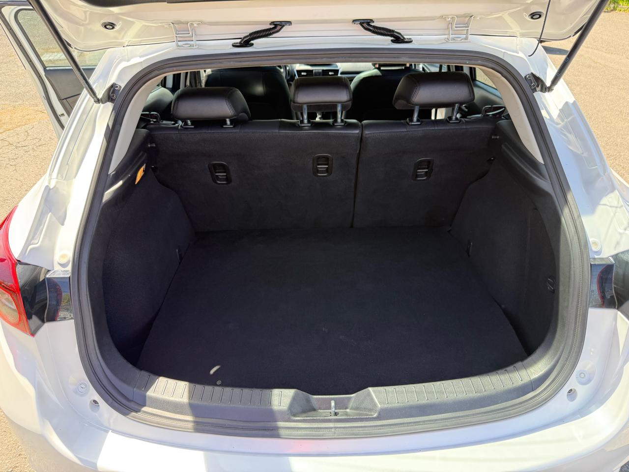 Mazda MAZDA3 s Grand Touring AT 5-Door 2017