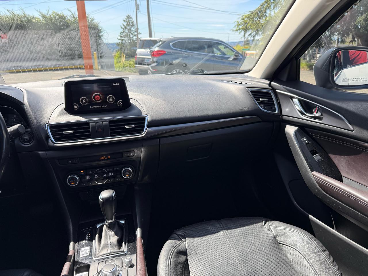 Mazda MAZDA3 s Grand Touring AT 5-Door 2017