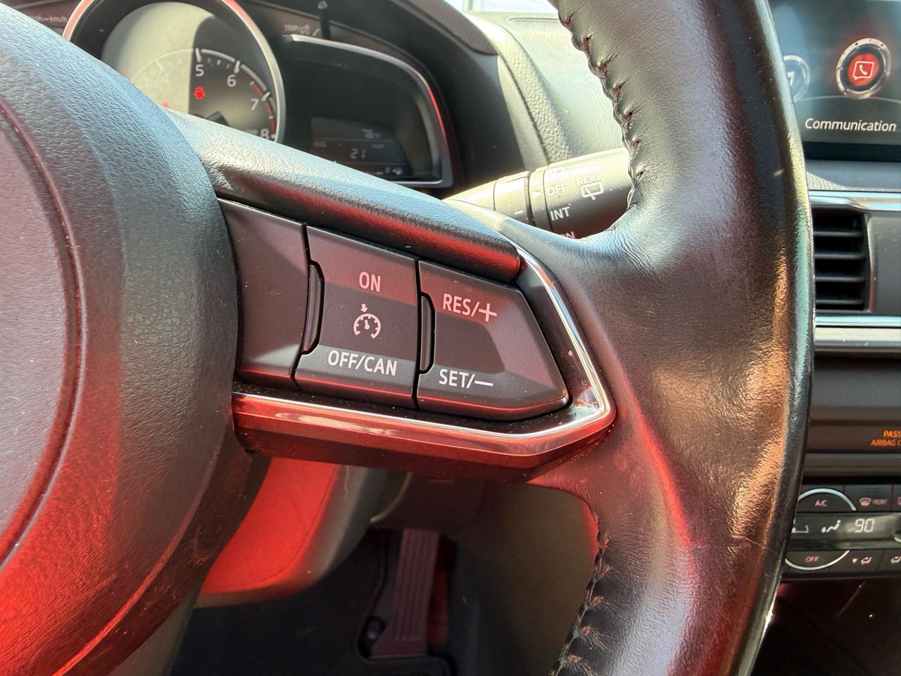 Mazda MAZDA3 s Grand Touring AT 5-Door 2017