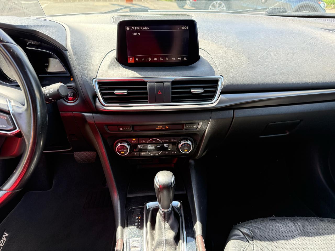 Mazda MAZDA3 s Grand Touring AT 5-Door 2017