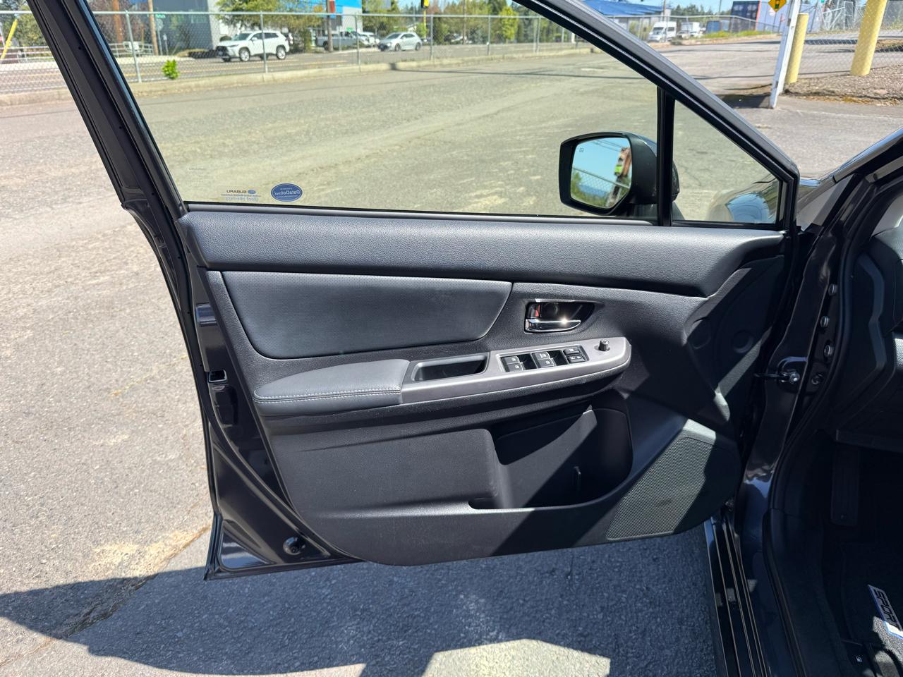 Subaru Impreza 2.0i Sport Limited PZEV 5-Door 2016