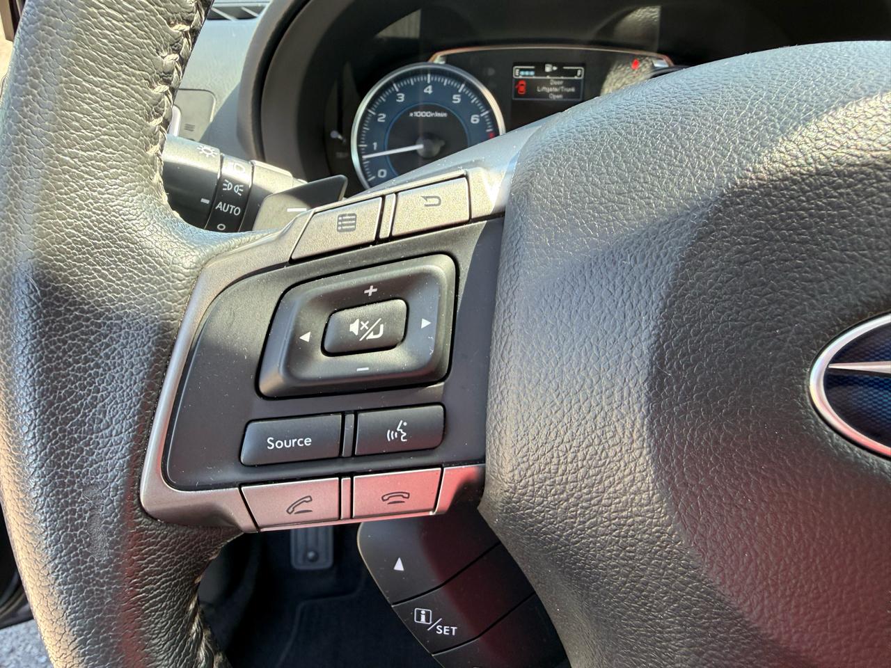 Subaru Impreza 2.0i Sport Limited PZEV 5-Door 2016