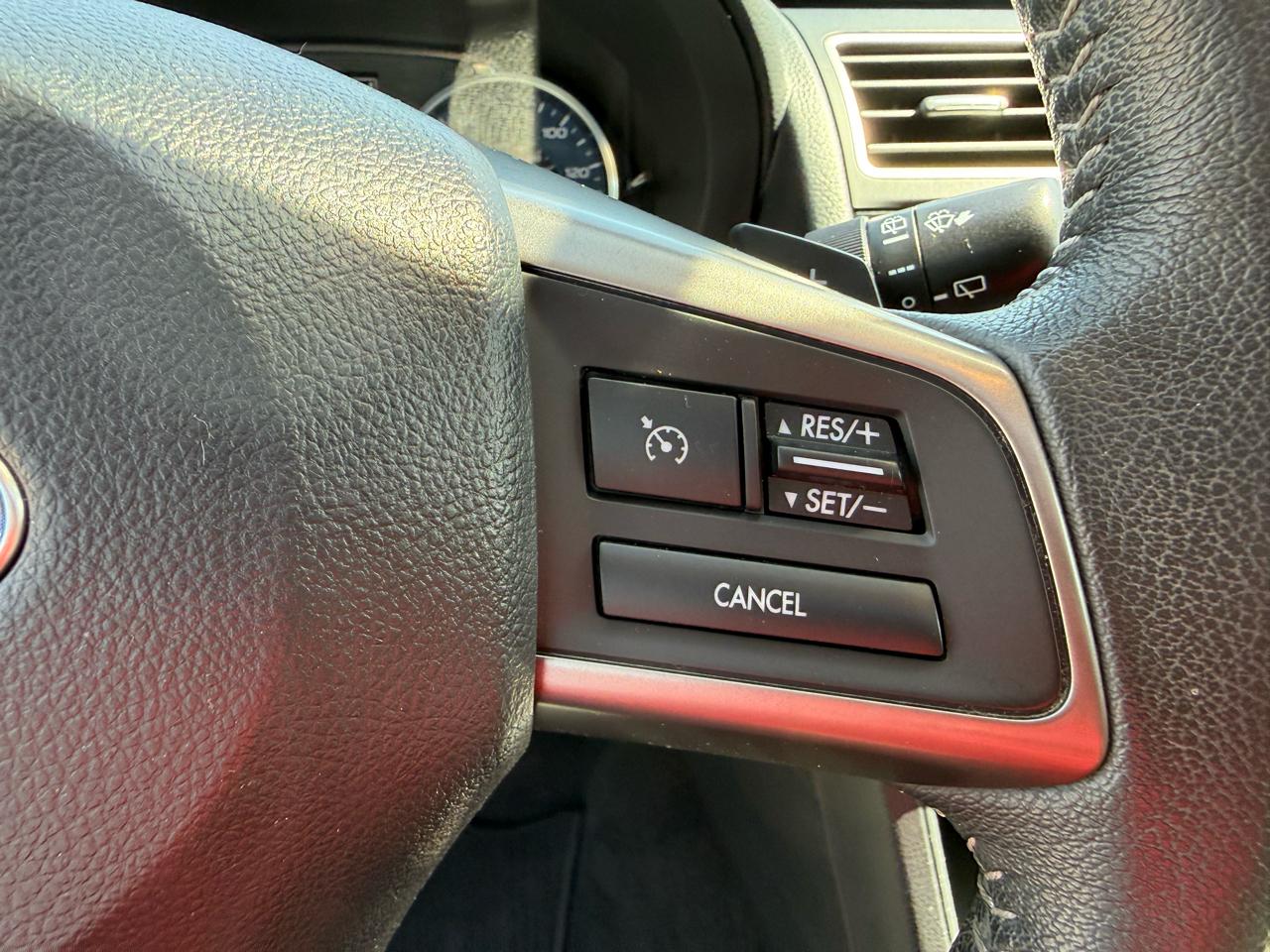 Subaru Impreza 2.0i Sport Limited PZEV 5-Door 2016