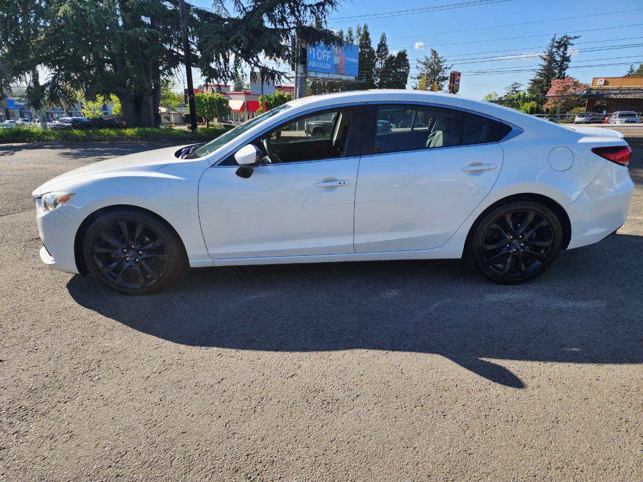 Mazda MAZDA6 i Grand Touring 2015