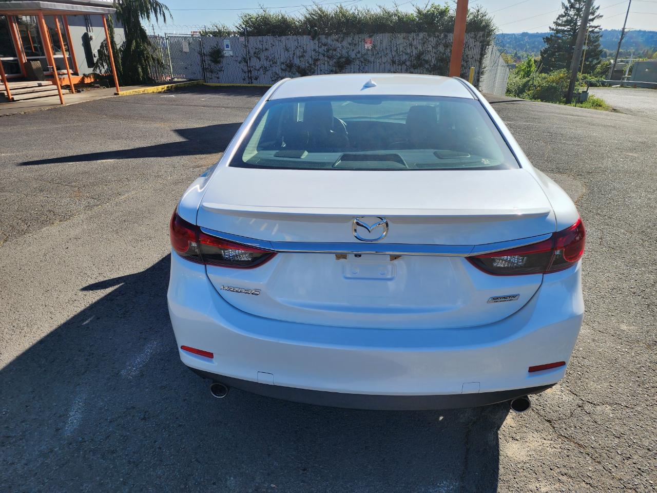 Mazda MAZDA6 i Grand Touring 2015