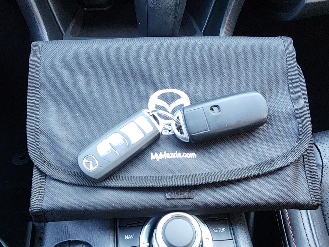 Mazda MAZDA6 i Grand Touring 2015