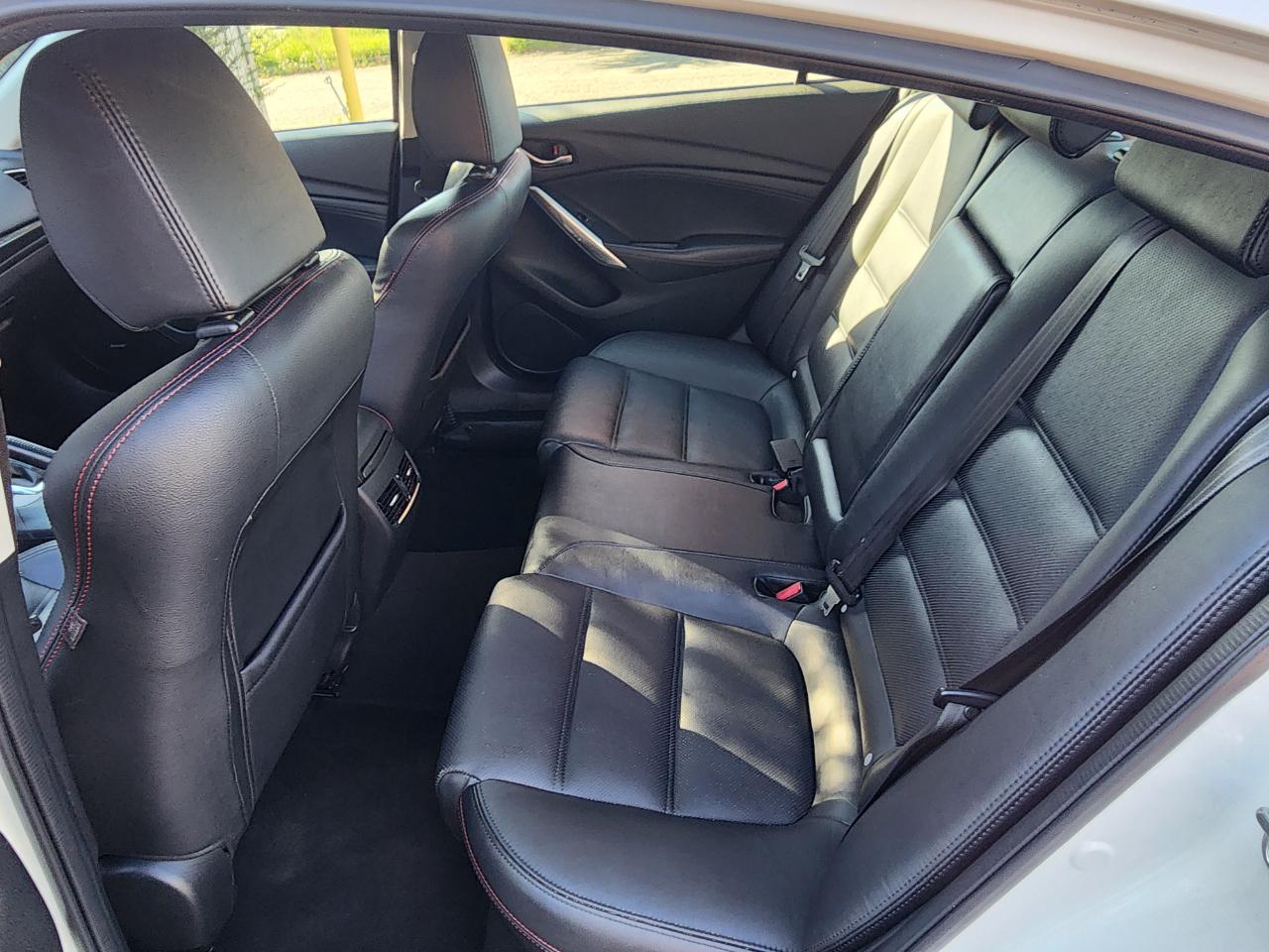 Mazda MAZDA6 i Grand Touring 2015