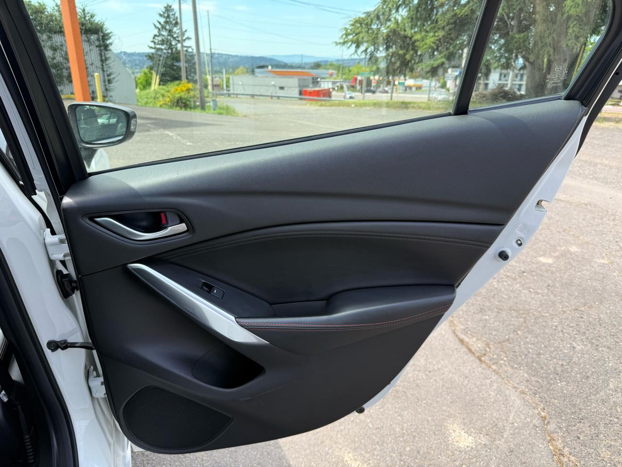 Mazda MAZDA6 i Grand Touring 2015