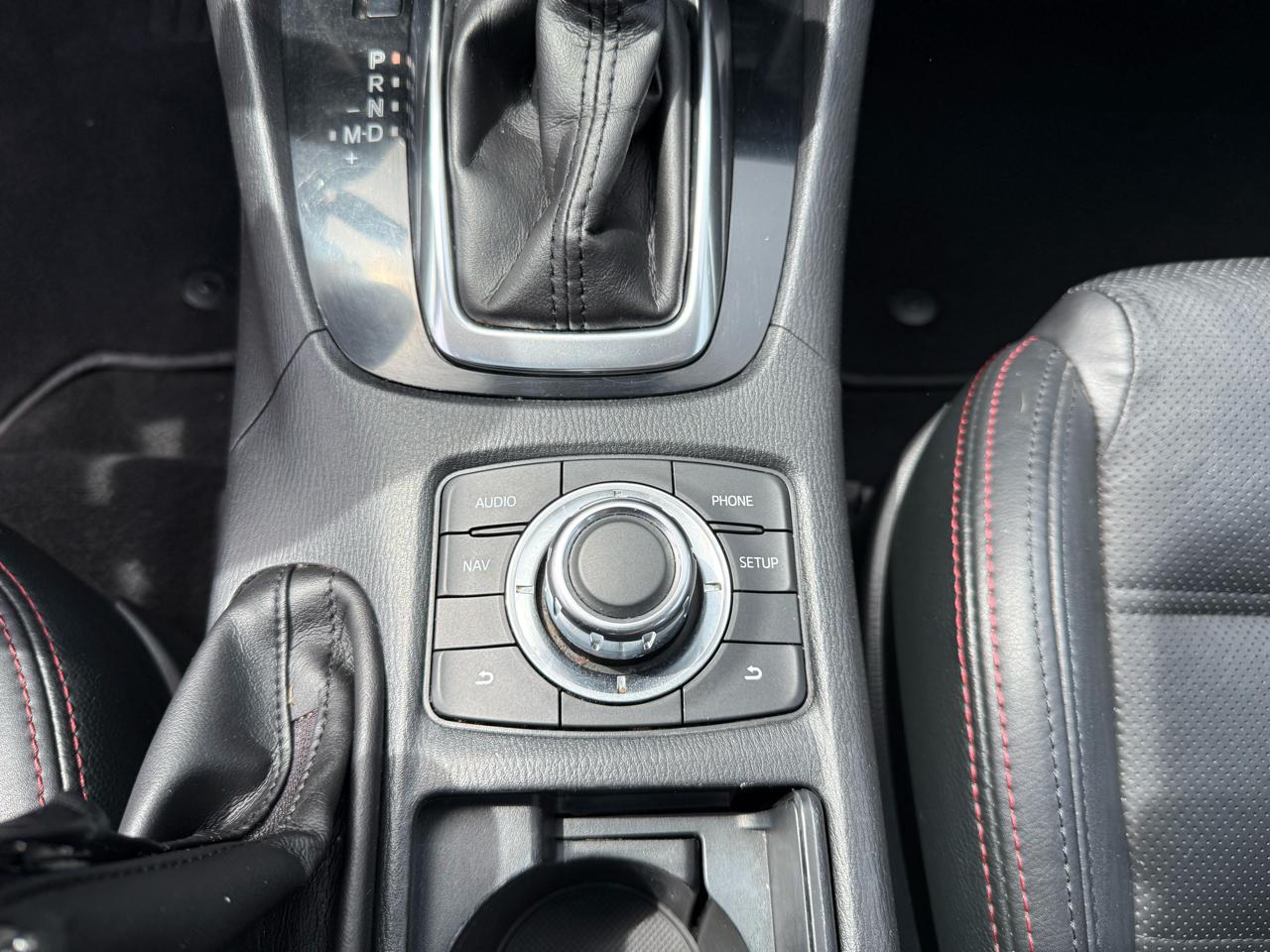 Mazda MAZDA6 i Grand Touring 2015
