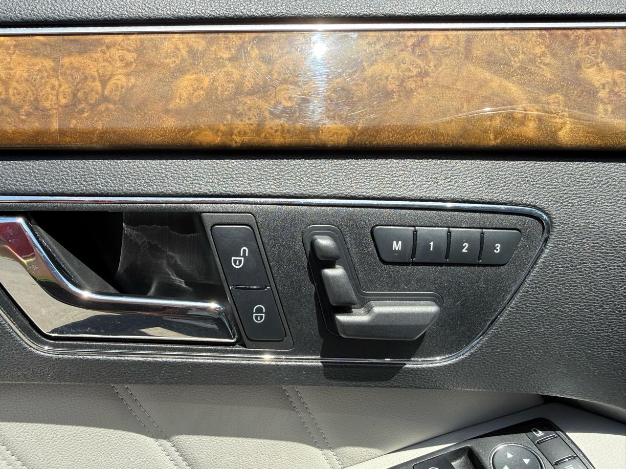 Mercedes-Benz E-Class E350 Sedan 2011