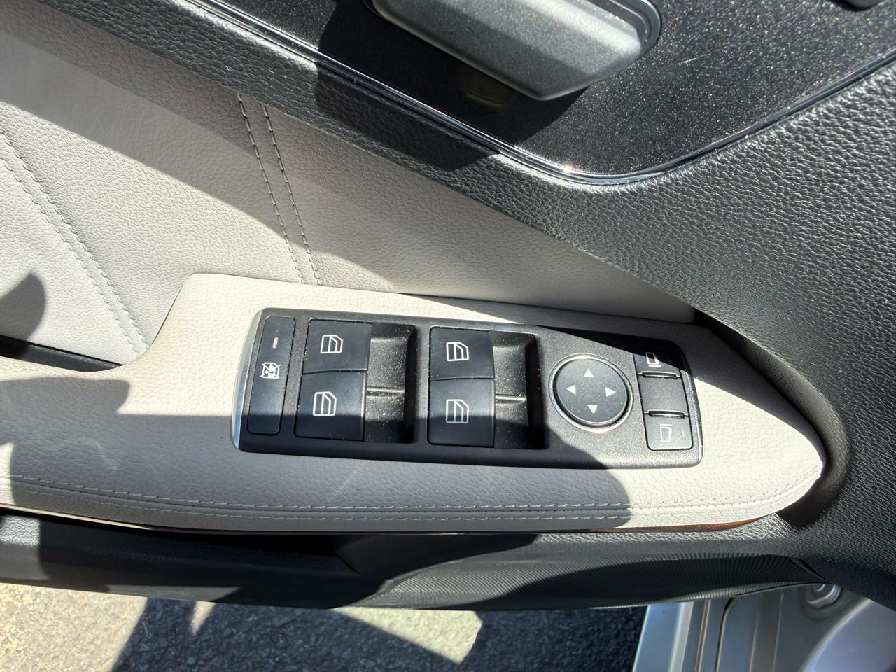 Mercedes-Benz E-Class E350 Sedan 2011