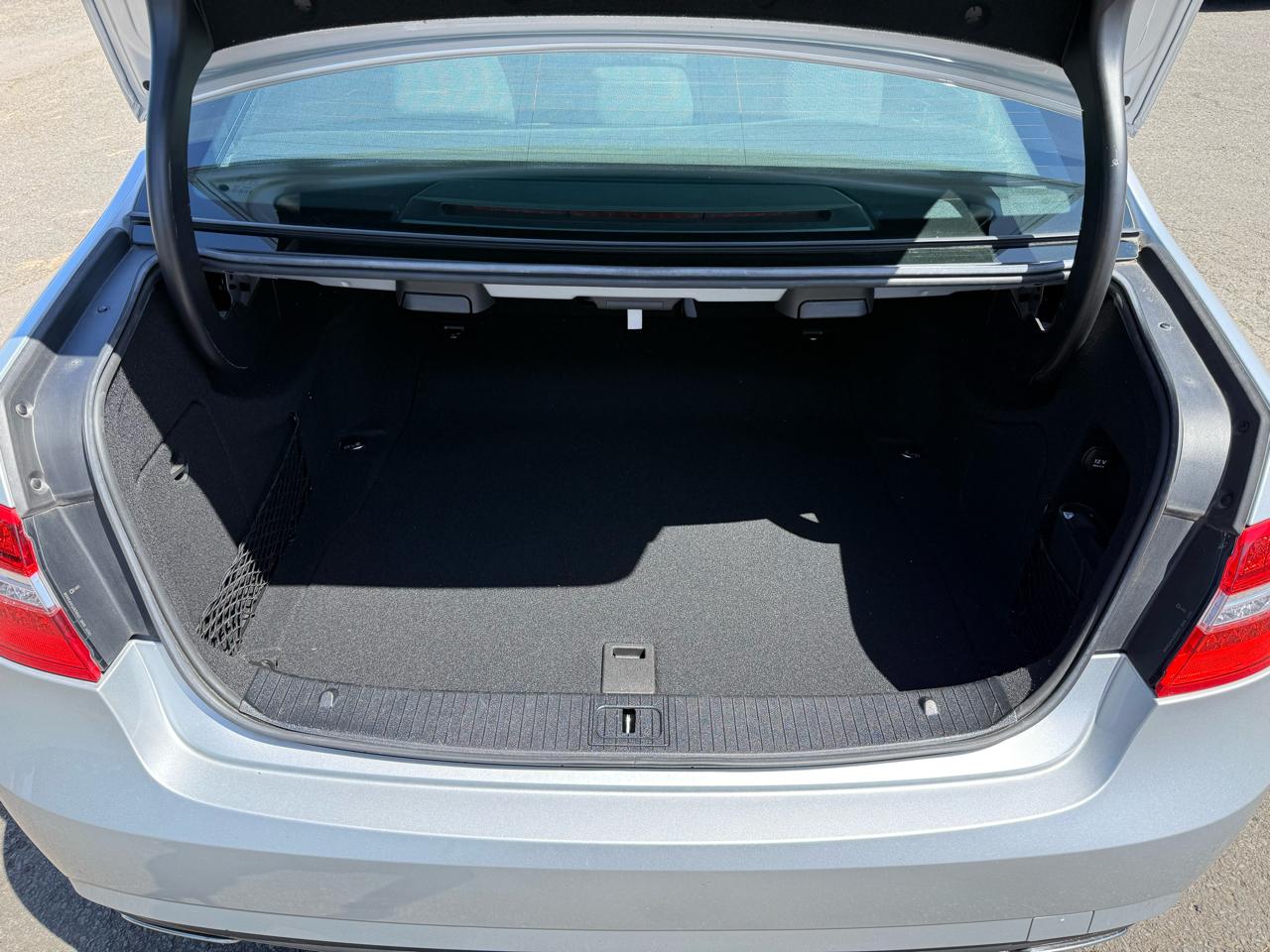 Mercedes-Benz E-Class E350 Sedan 2011