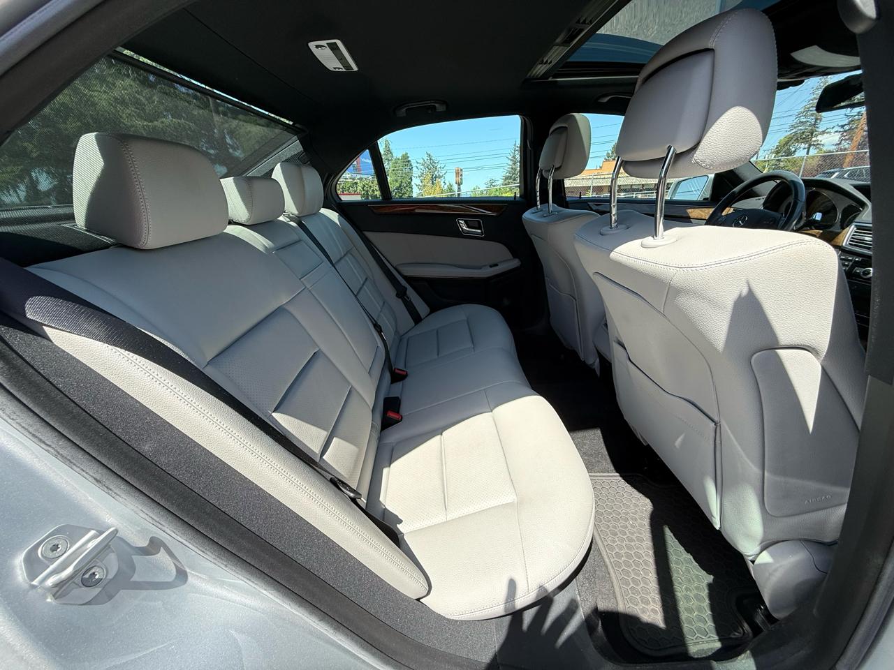 Mercedes-Benz E-Class E350 Sedan 2011