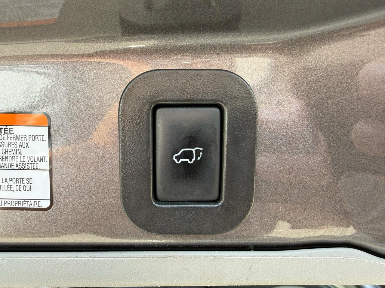 Toyota Sienna XLE FWD 8-Passenger V6 2015