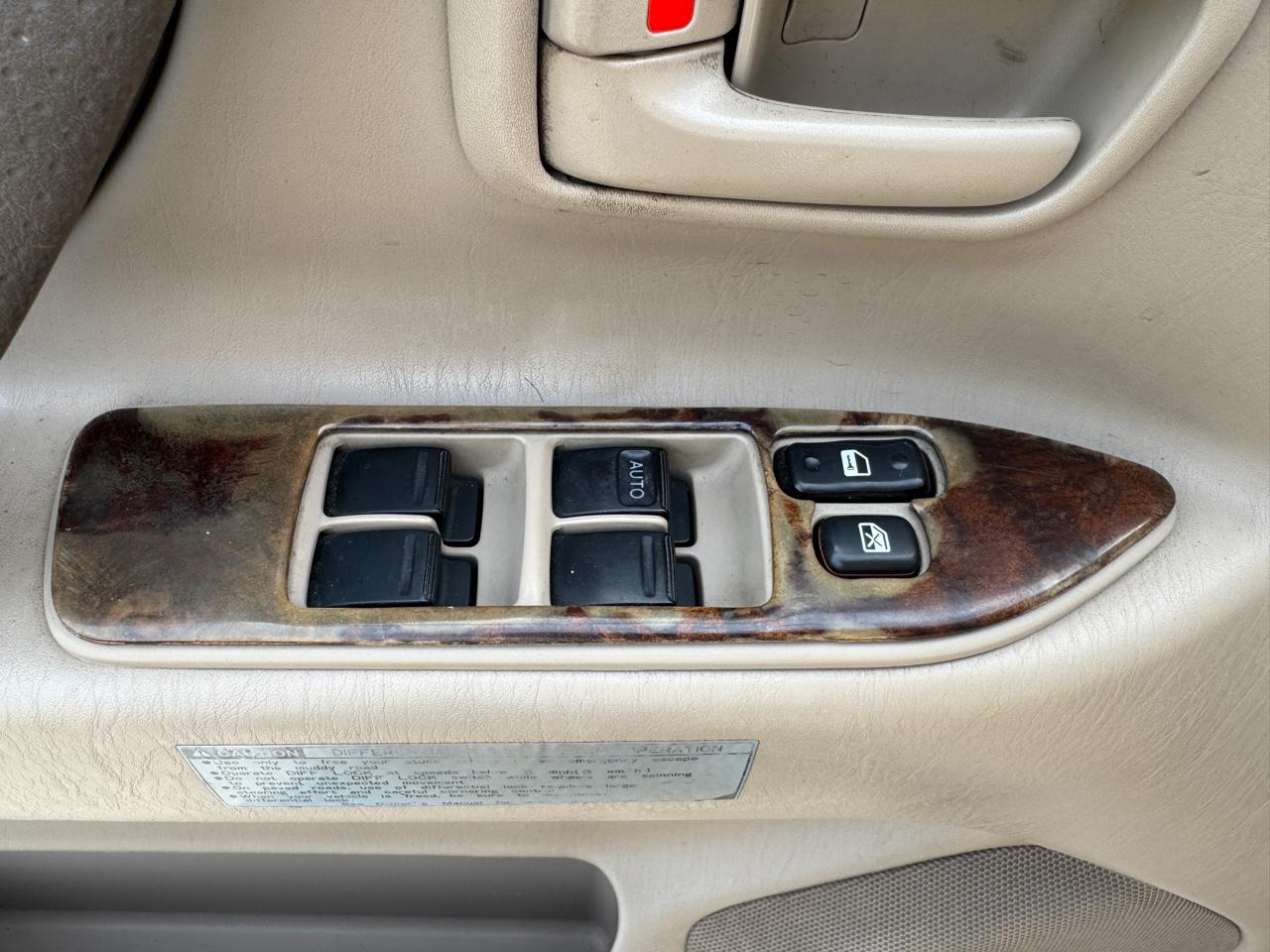 Toyota Land Cruiser 4WD 1998