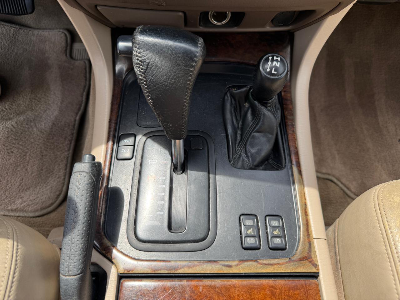 Toyota Land Cruiser 4WD 1998