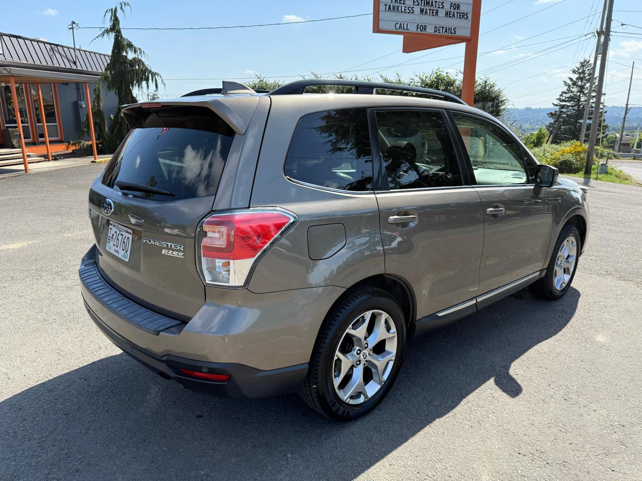 Subaru Forester 2.5i Touring 2017