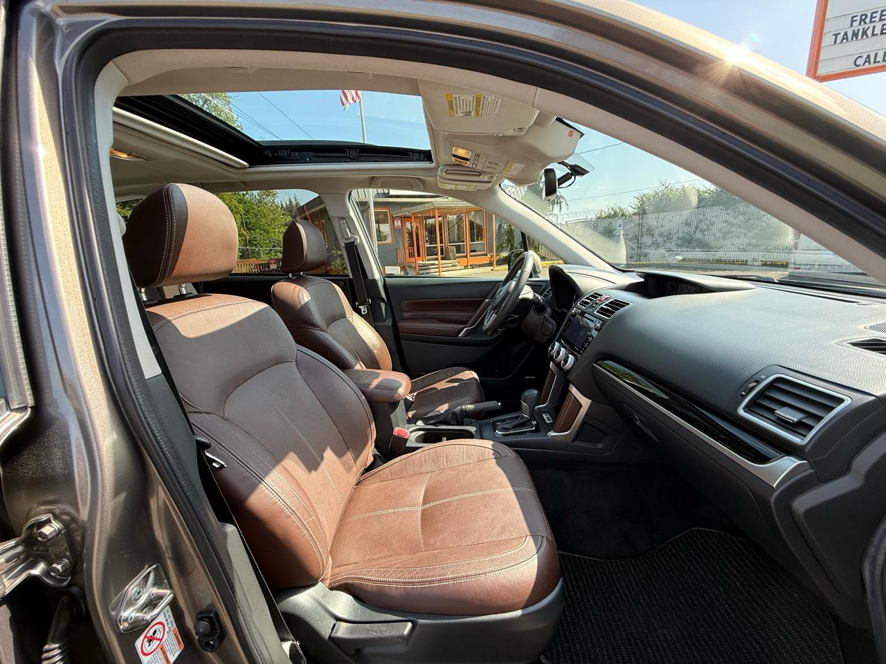 Subaru Forester 2.5i Touring 2017