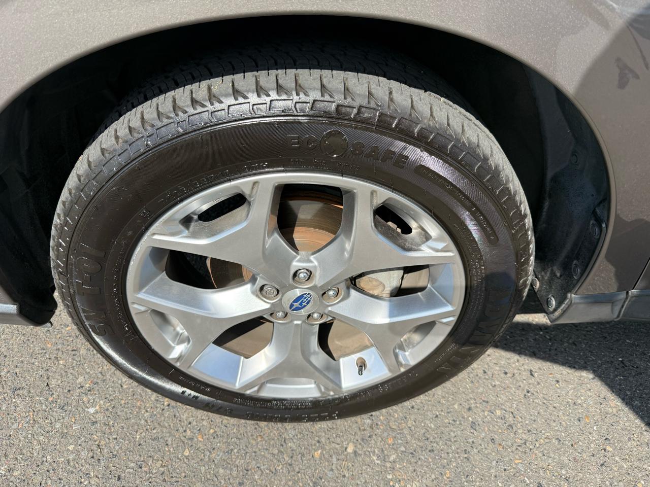 Subaru Forester 2.5i Touring 2017
