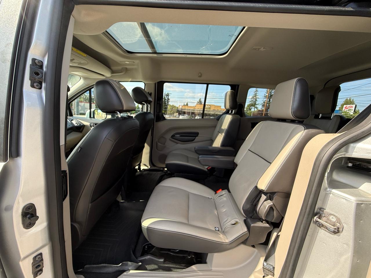 Ford Transit Connect Wagon Titanium w/Rear Liftgate LWB 2016