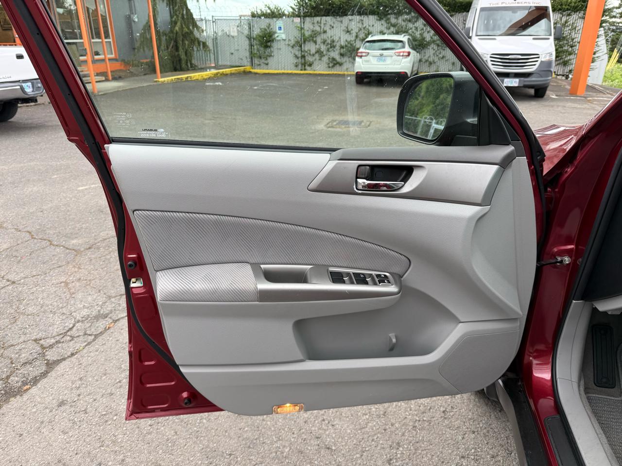 Subaru Forester 2.5X Premium 2010