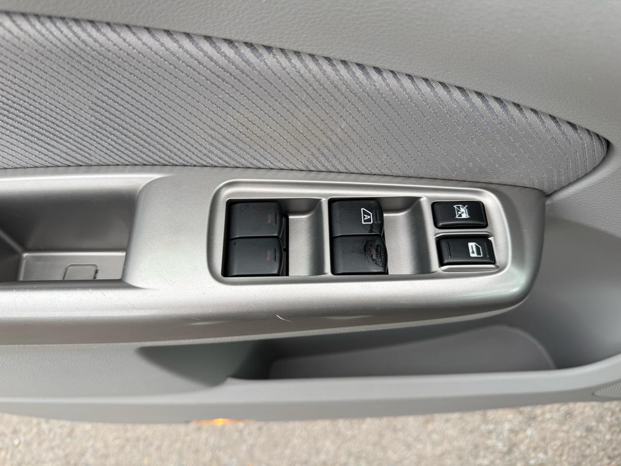 Subaru Forester 2.5X Premium 2010