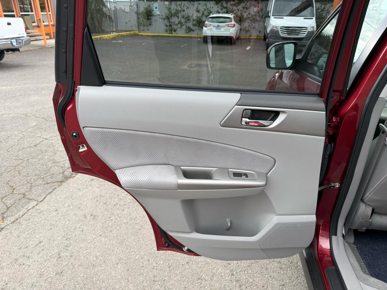 Subaru Forester 2.5X Premium 2010