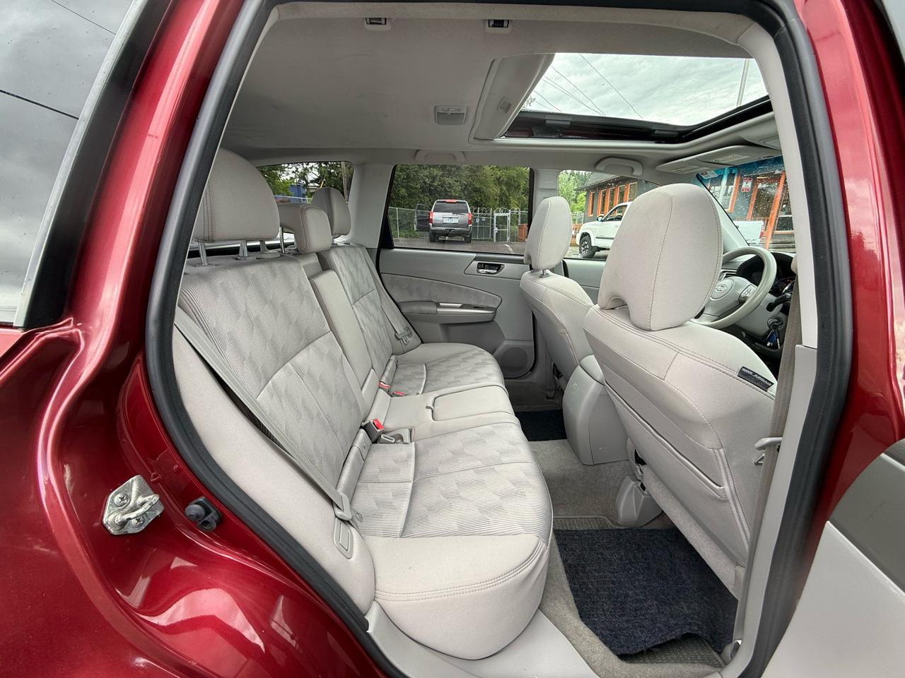 Subaru Forester 2.5X Premium 2010