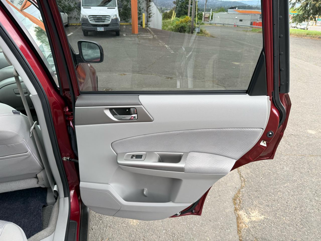 Subaru Forester 2.5X Premium 2010