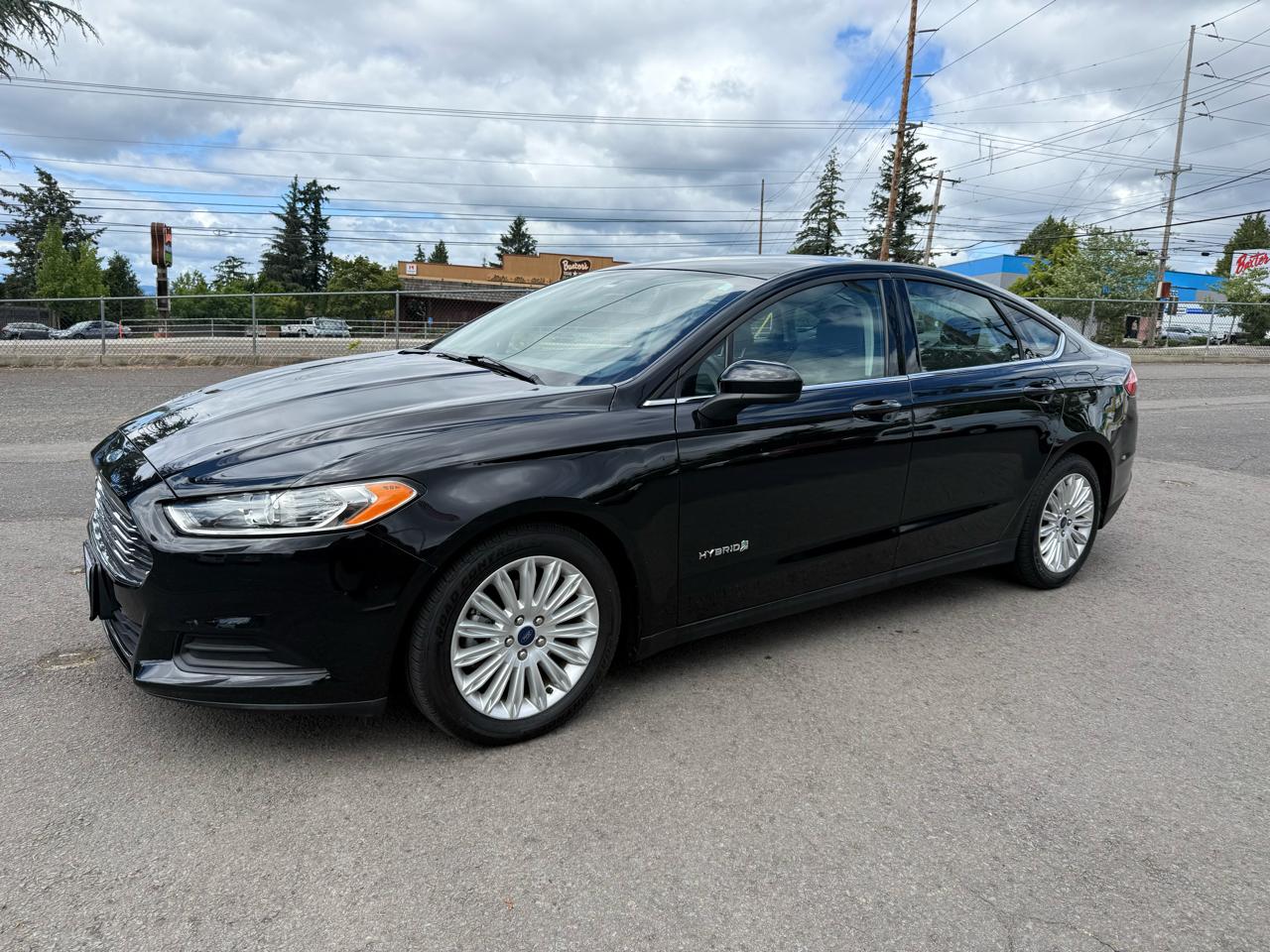 Ford Fusion Hybrid S 2016