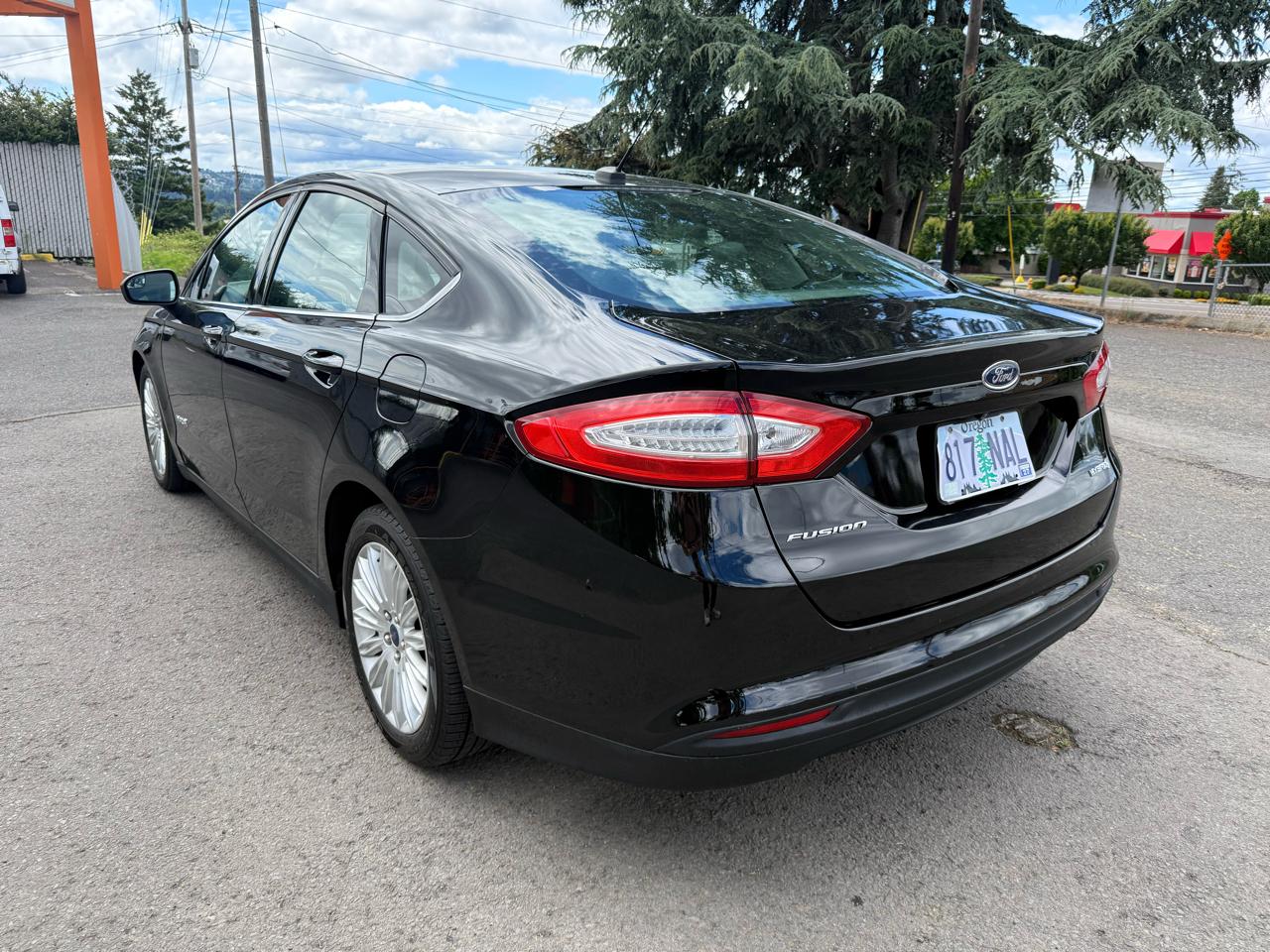 Ford Fusion Hybrid S 2016