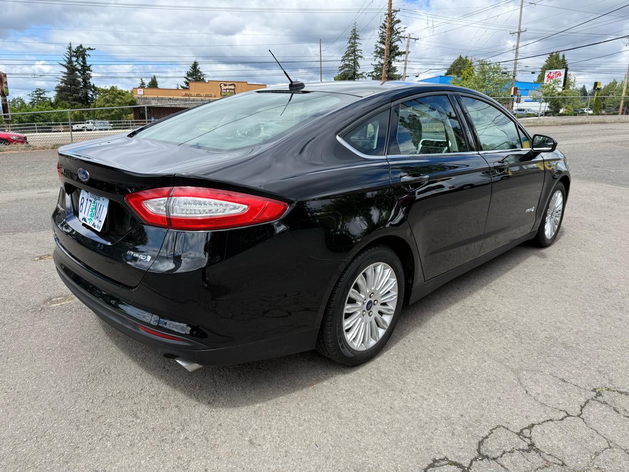 Ford Fusion Hybrid S 2016