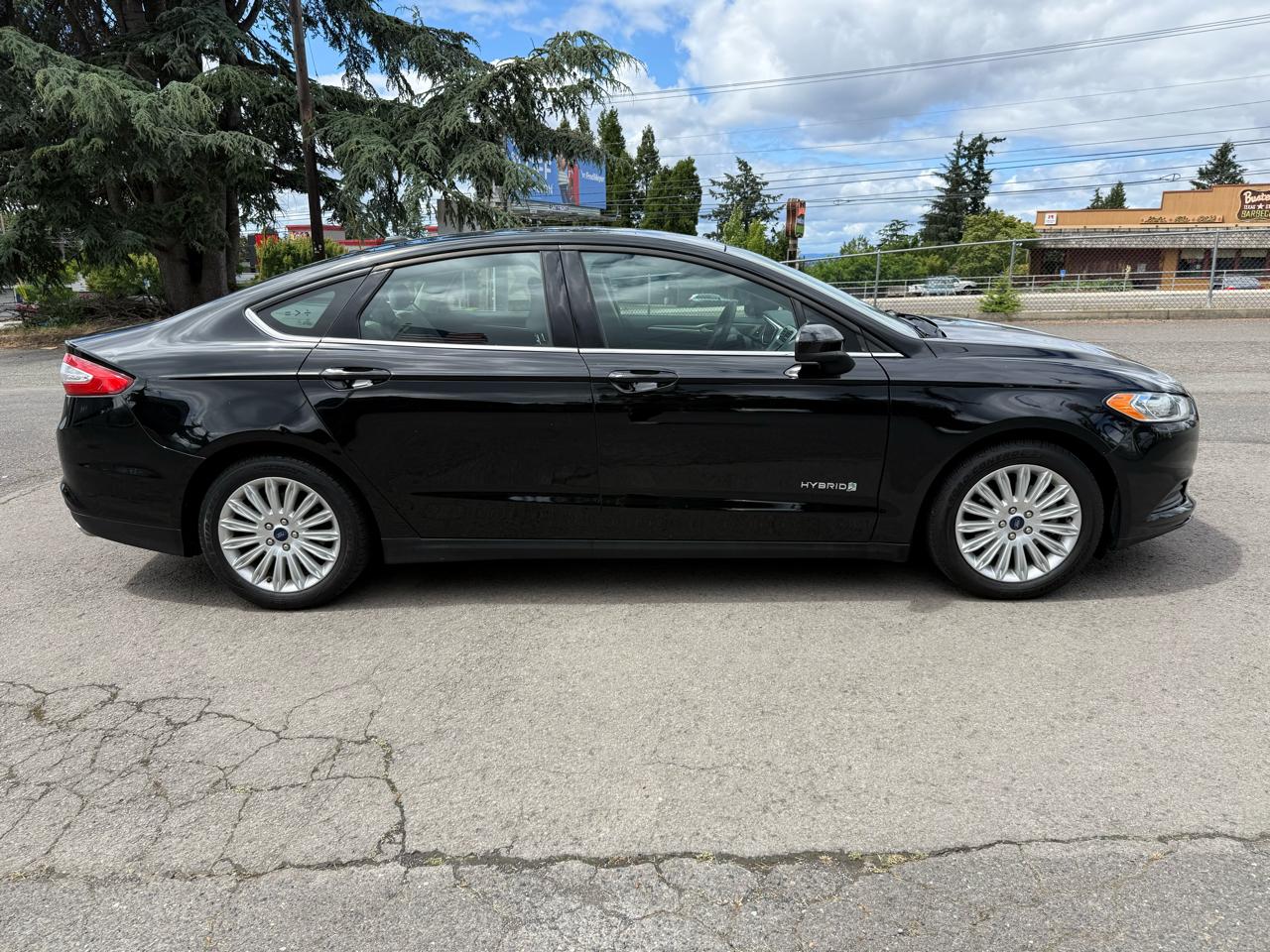 Ford Fusion Hybrid S 2016