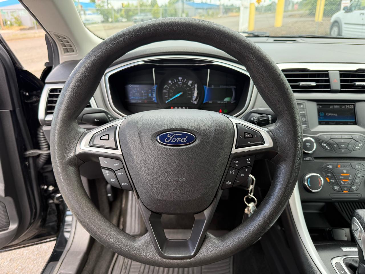 Ford Fusion Hybrid S 2016