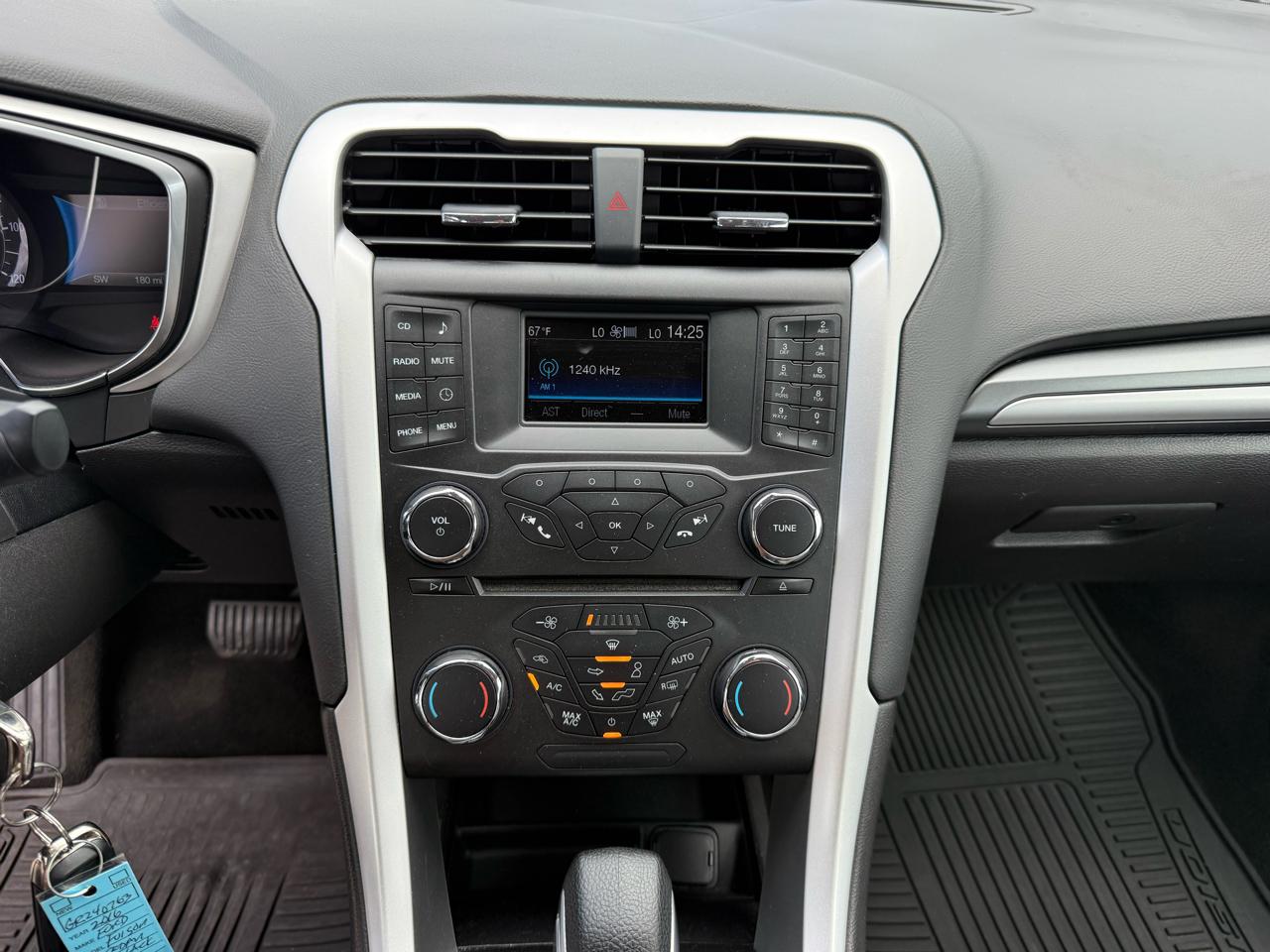 Ford Fusion Hybrid S 2016