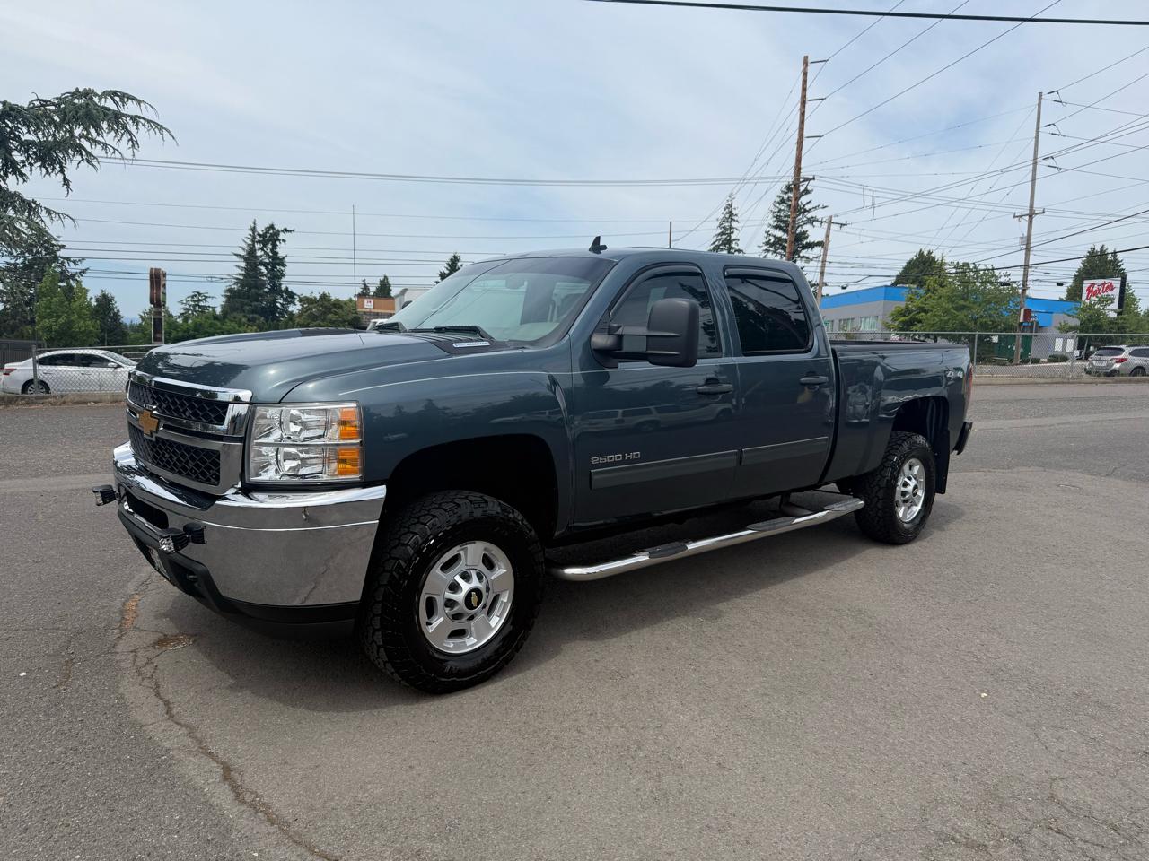 Chevrolet Silverado 2500HD LT Crew Cab 4WD 2013