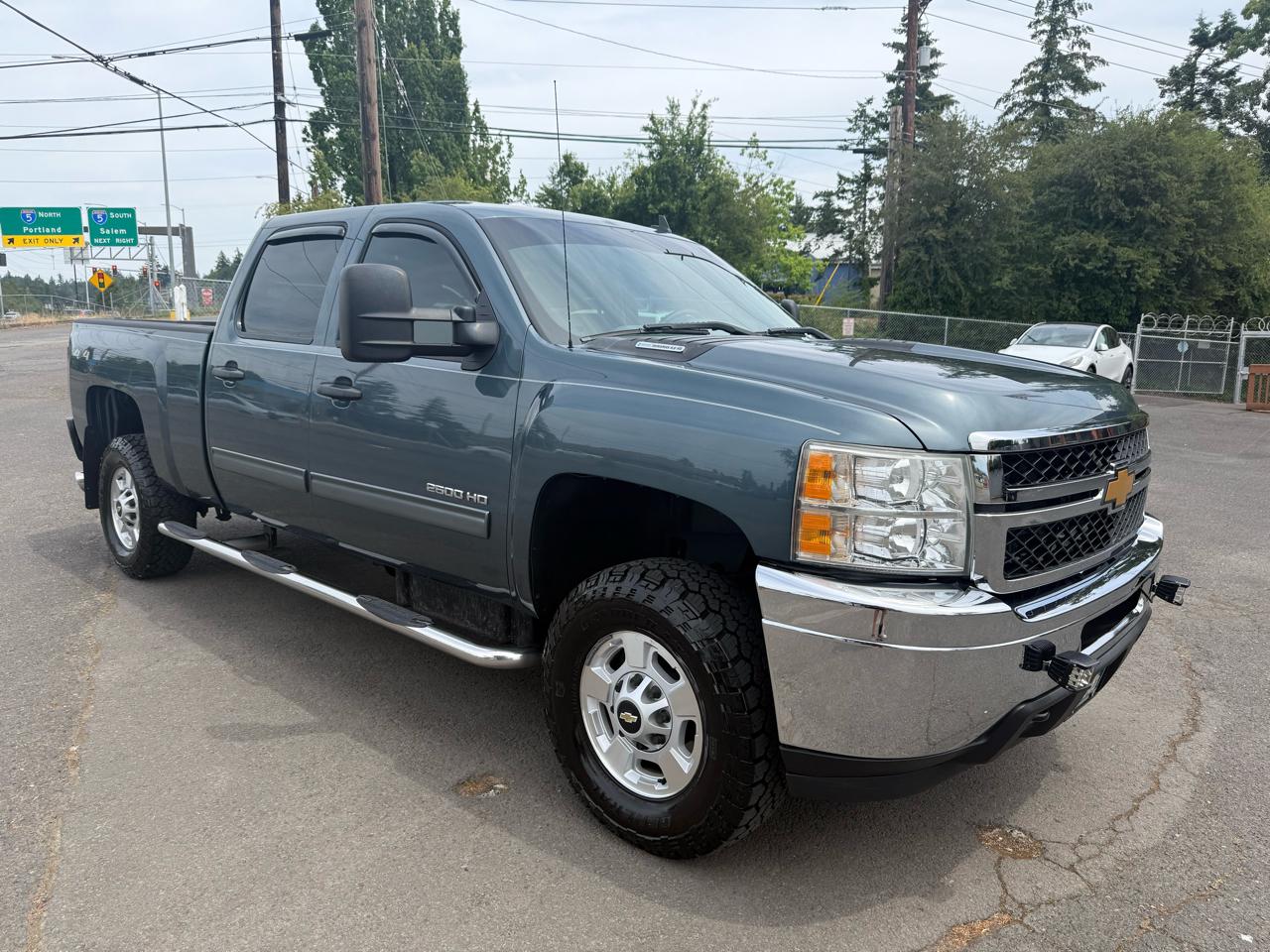 Chevrolet Silverado 2500HD LT Crew Cab 4WD 2013