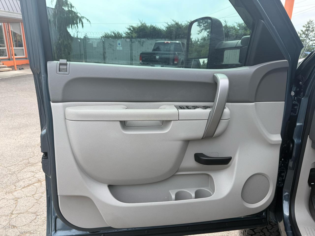 Chevrolet Silverado 2500HD LT Crew Cab 4WD 2013