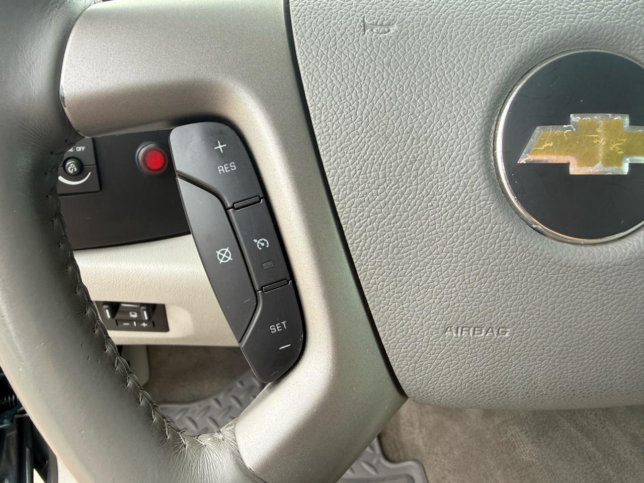 Chevrolet Silverado 2500HD LT Crew Cab 4WD 2013