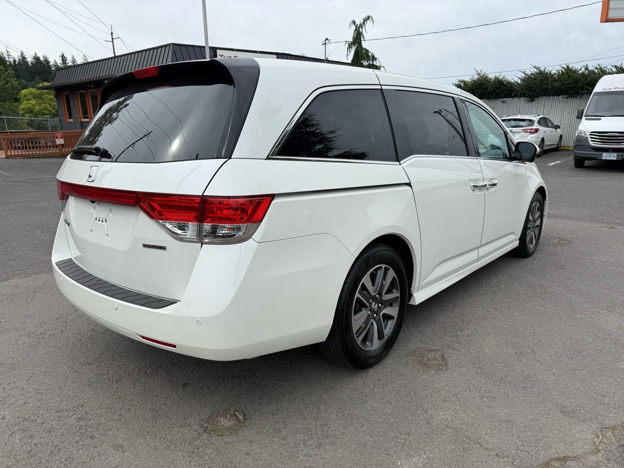 Honda Odyssey Touring 2016