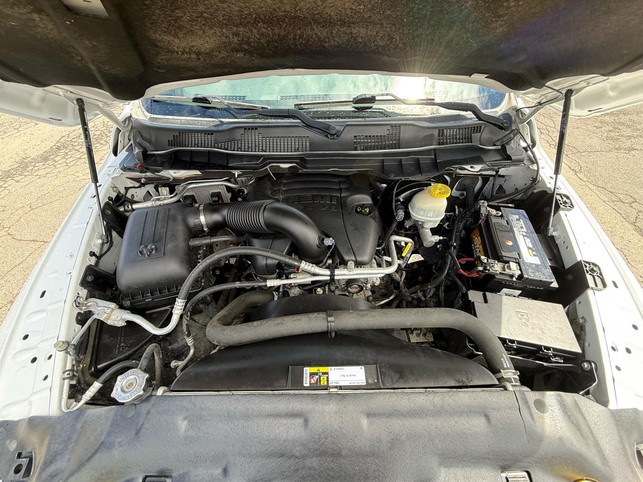 RAM 1500 4WD Crew Cab 140.5" Tradesman 2017