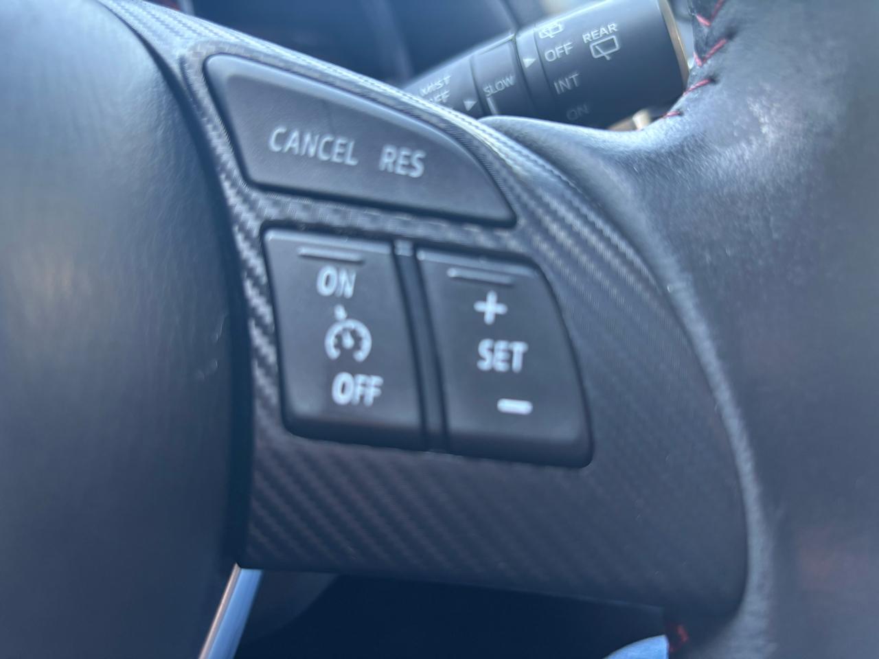 Mazda MAZDA3 s Touring AT 5-Door 2015