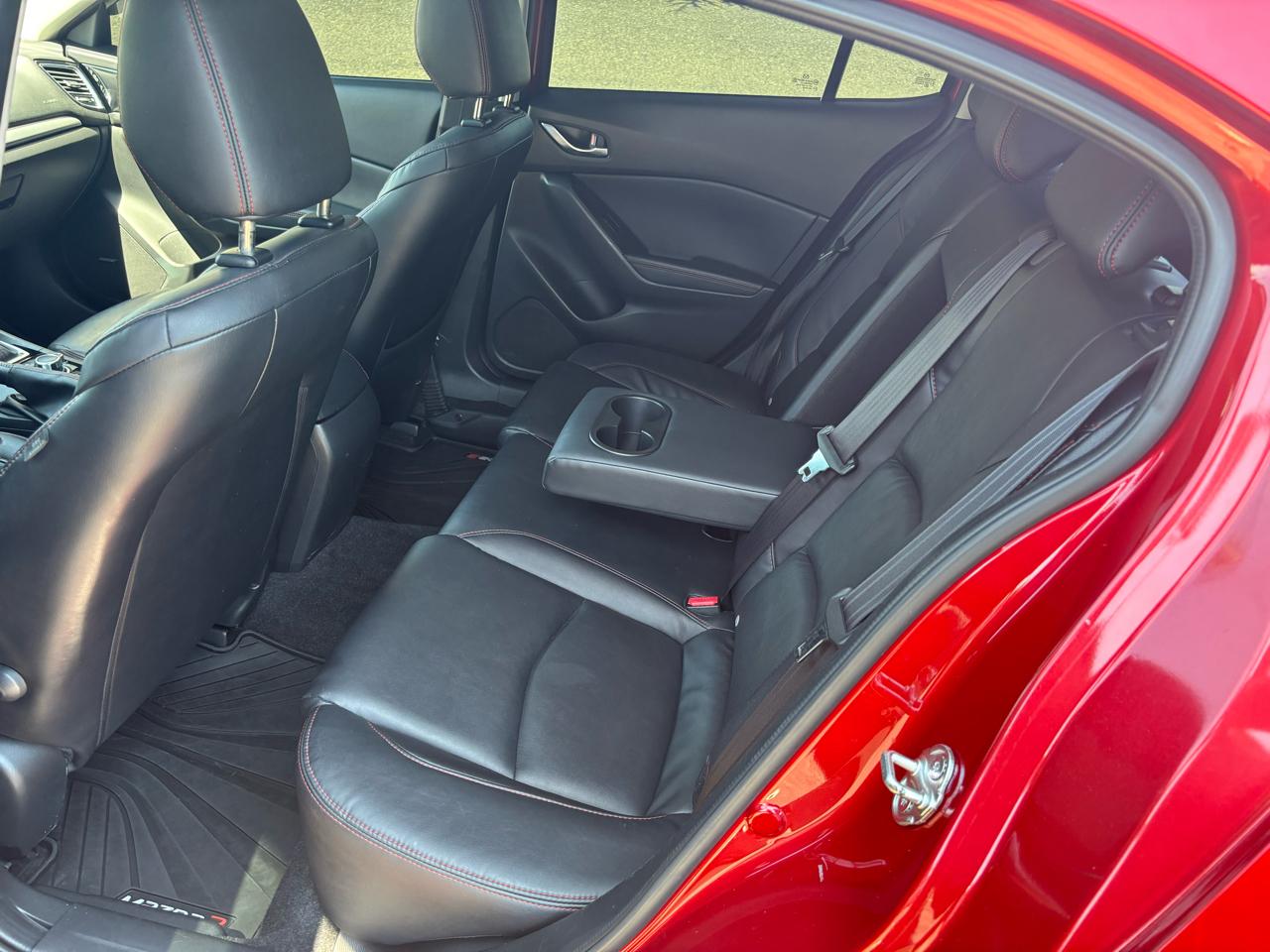 Mazda MAZDA3 s Touring AT 5-Door 2015